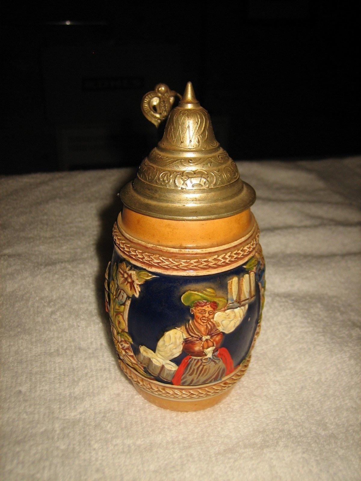 VINTAGE SMALL LIDDED BEER STEIN BY GERZ-WEST GERMANY-MEASURES APPROX. 6 1/4
