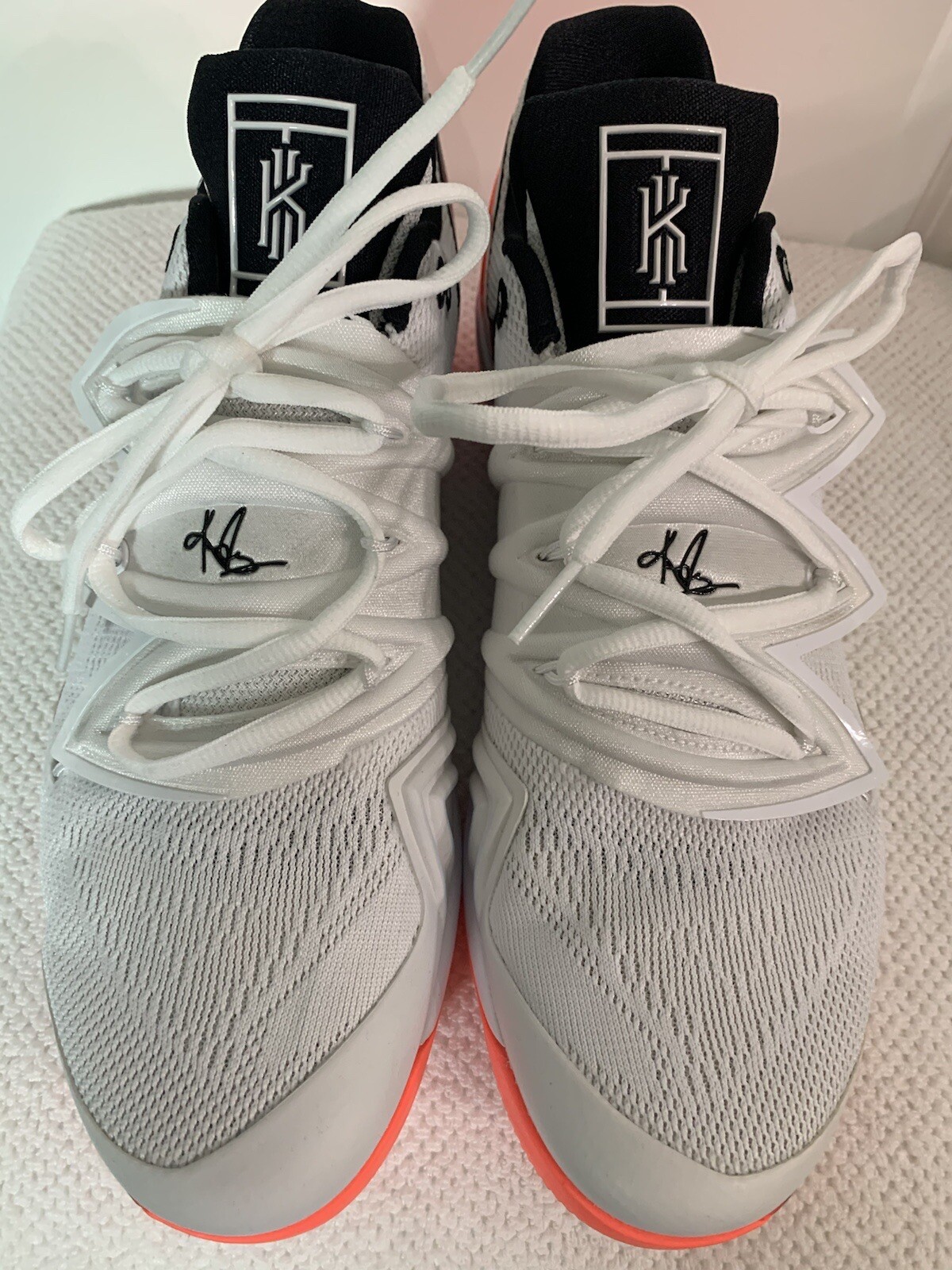 シューズ(男性用) Nike Air Zoom Vapor X Kyrie 5 US Open Nike Zoom Vapor X Kyrie 5 US Open Release Date | SneakerNews.com