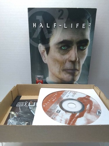 Half-Life 2 Big Box PC Game G-Man Cover Variant with Code
