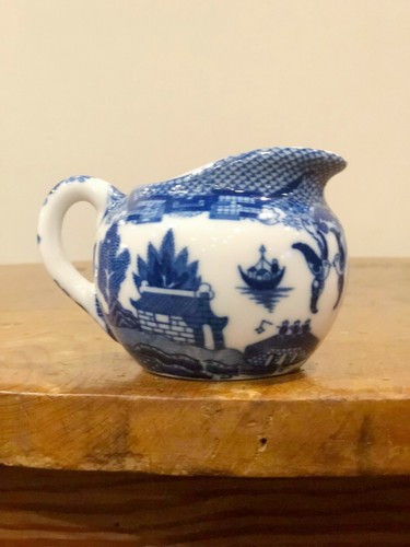 Blue Willow Creamer