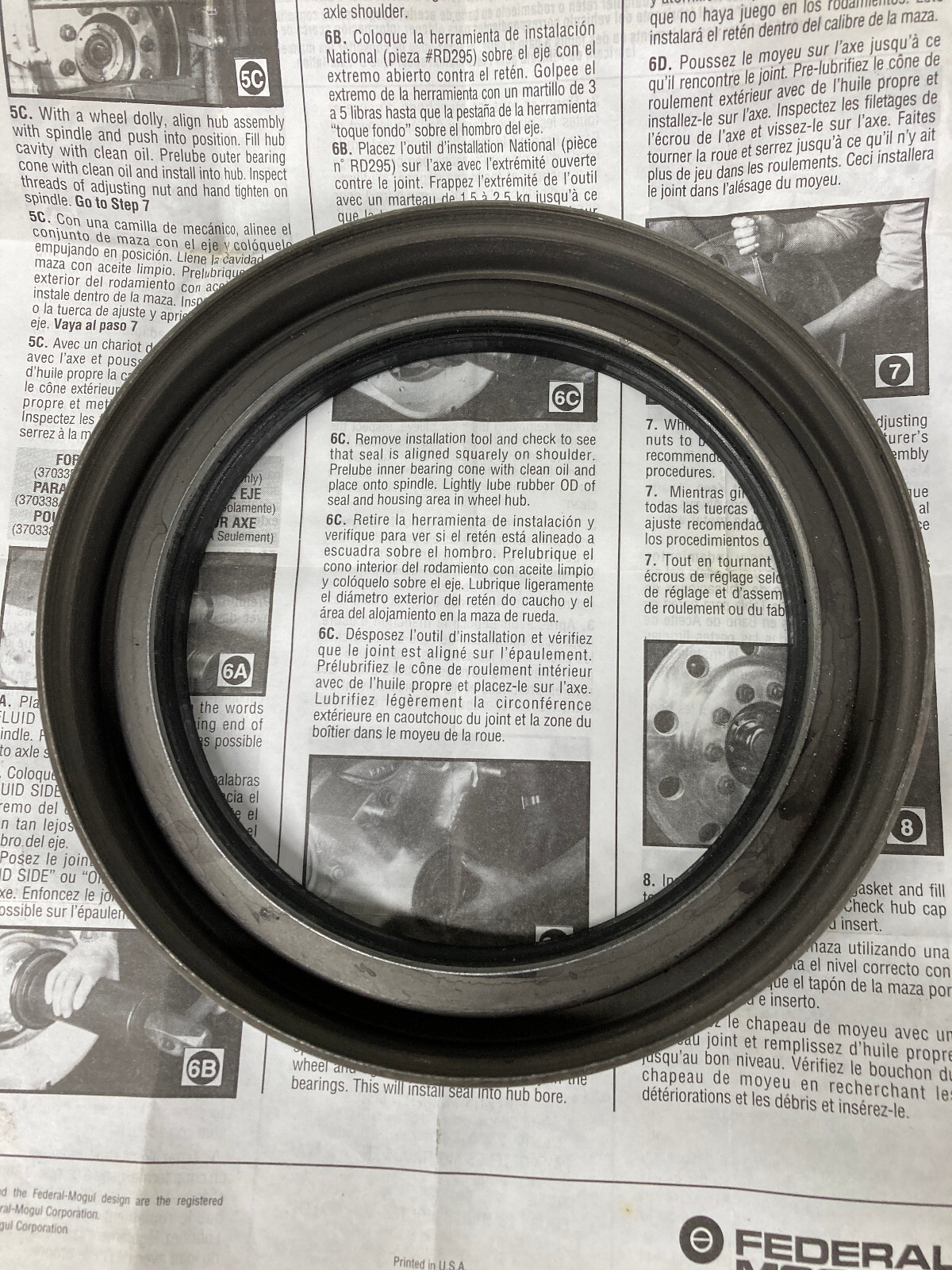 NATIONAL / FEDERAL-MOGUL WHEEL OIL SEAL # 370003A