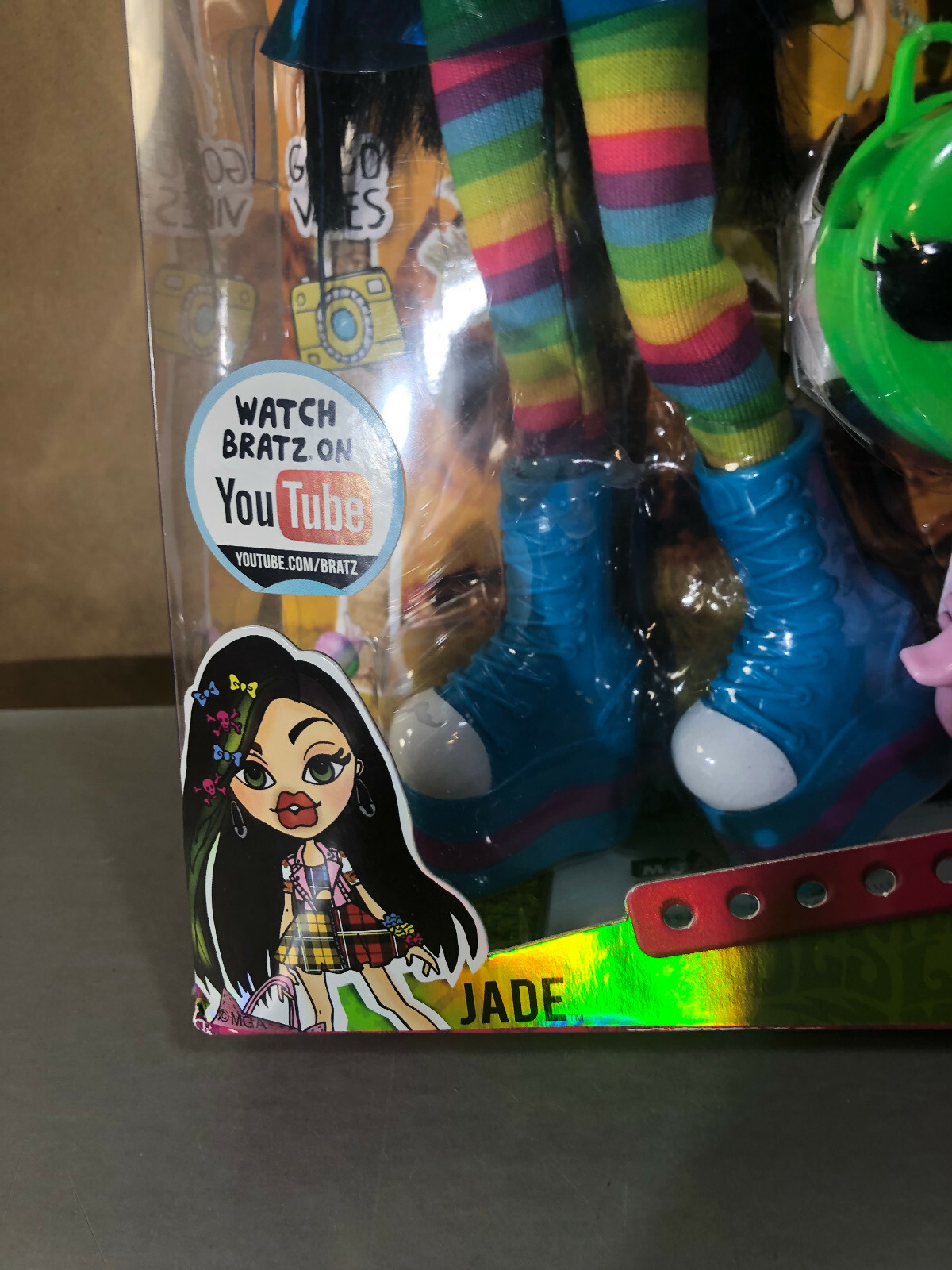 Bratz Music Fesitval Vibes Doll Jade New In damaged Box
