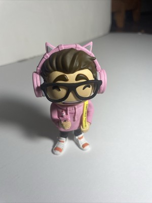 Youtooz #3 Toby On The Tele Vinyl Figure