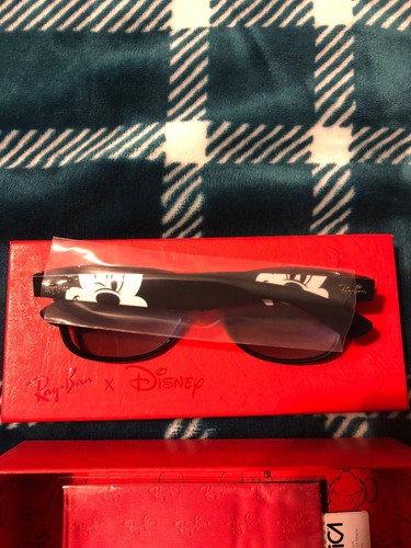 Disney Ray Ban 2018 Mickey Limited Edition Sunglasses Wayfarer J18 NEW With Kit