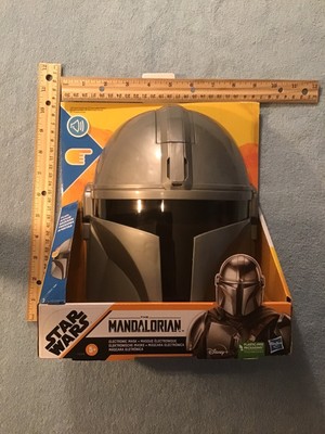 Star Wars The Mandalorian Electronic Mask Cosplay, Package Has Wear See Pictures