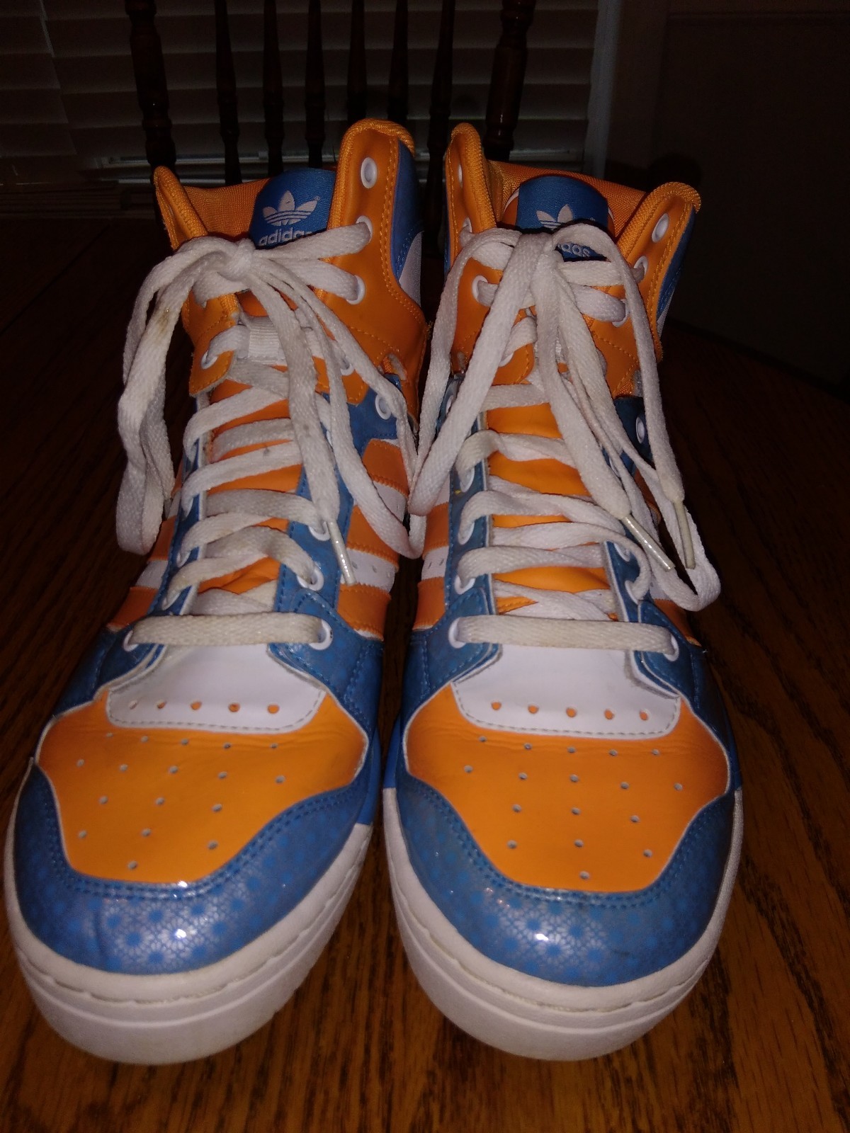 Adidas Basketball Shoe Size 10