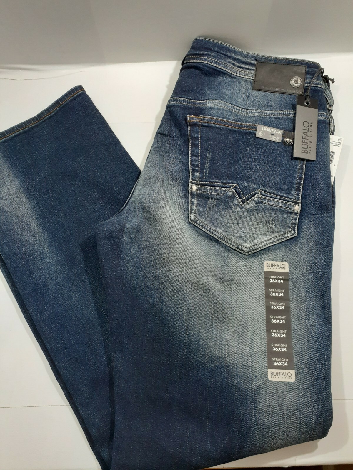 Джинсы NWT Men's Buffalo David Bitton 