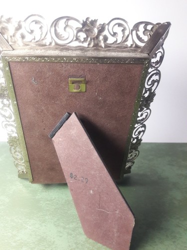 Vtg Ornate Metal Picture Frame 5x7 Hollywood Regency Openwork Filigree Frame