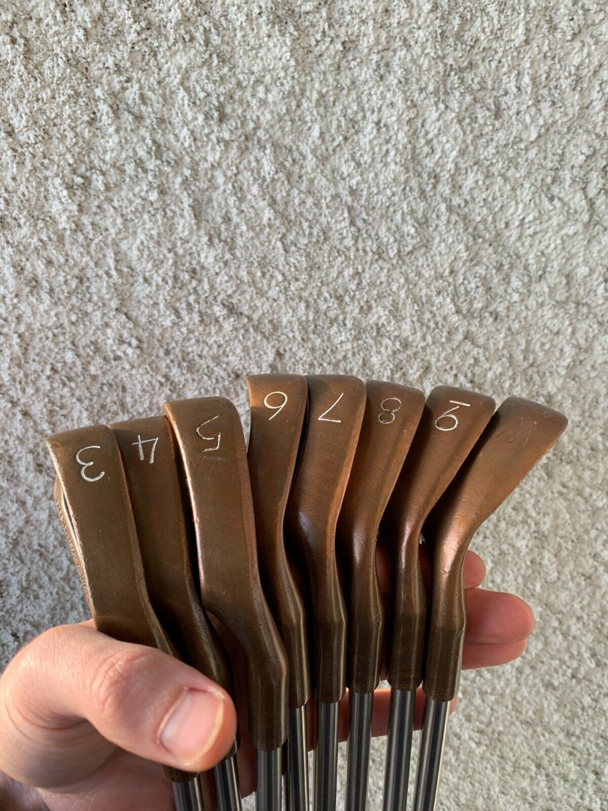 ★古寶堂★蒐集【B】『清時代 和田玉18K金壽桃筆洗』中国古董品　賞物 置物 擺件 高さ3.4*11.3*7.9cm 重さ149.8g