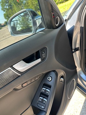 image 6 of interior