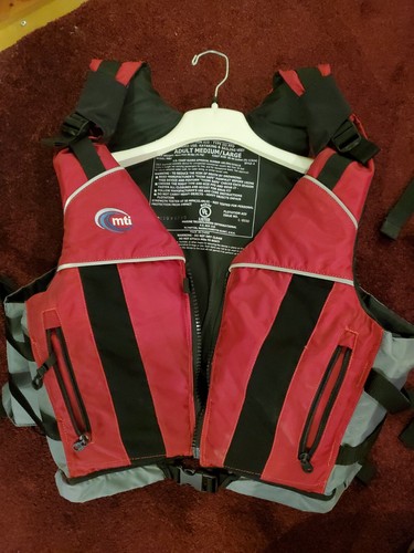 MTI Adult Life Jacket Medium/Large Type III PFD Chest 36-44” See Pics