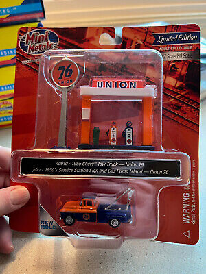 RTR Classic Metal Works 1/87  HO CMW  Union 76 1955 Chevy Tow Truck & GAS PUMPS