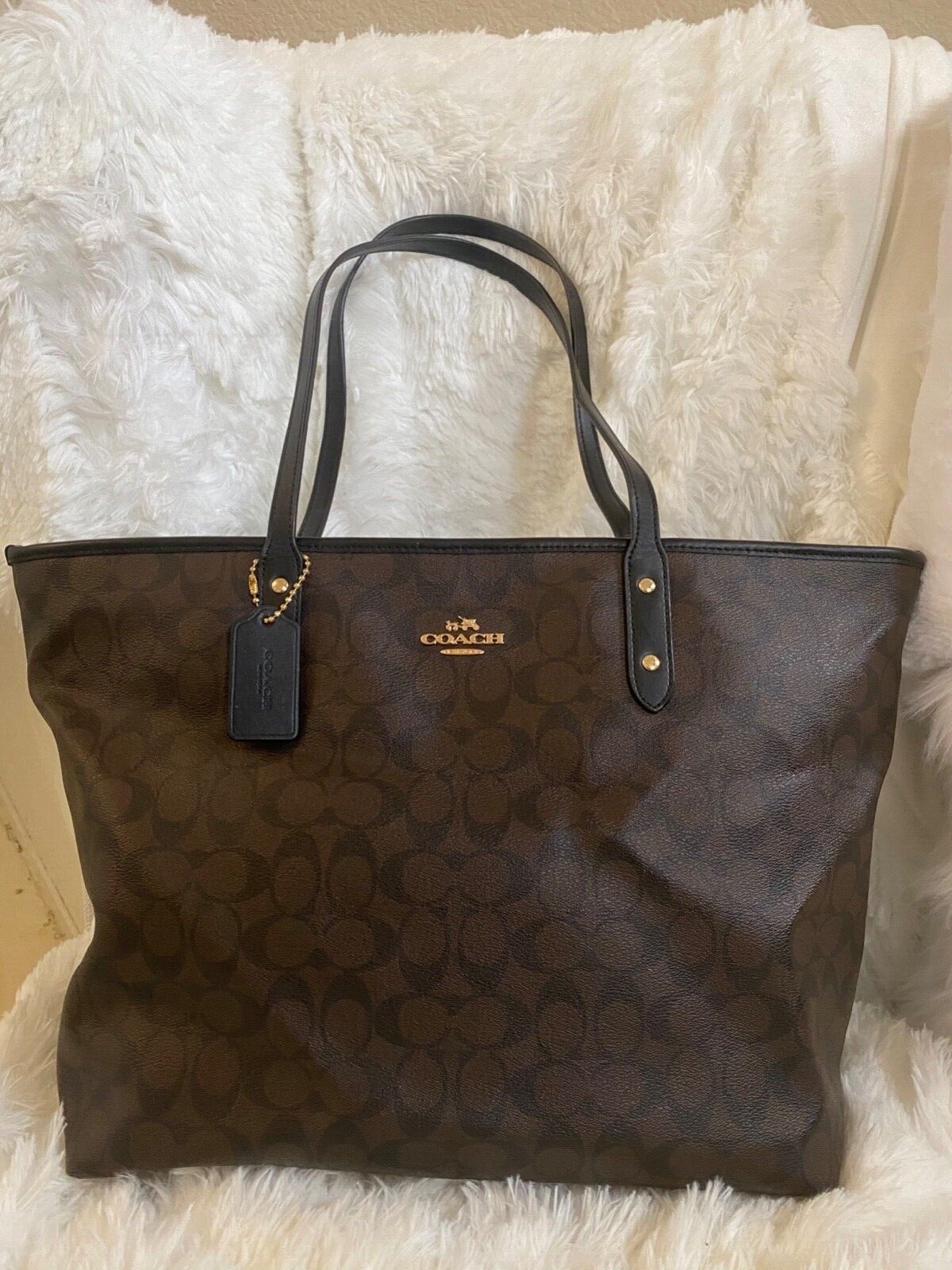 Coach Zip Top Tote in Signature Canvas - Im/Khaki Sedona