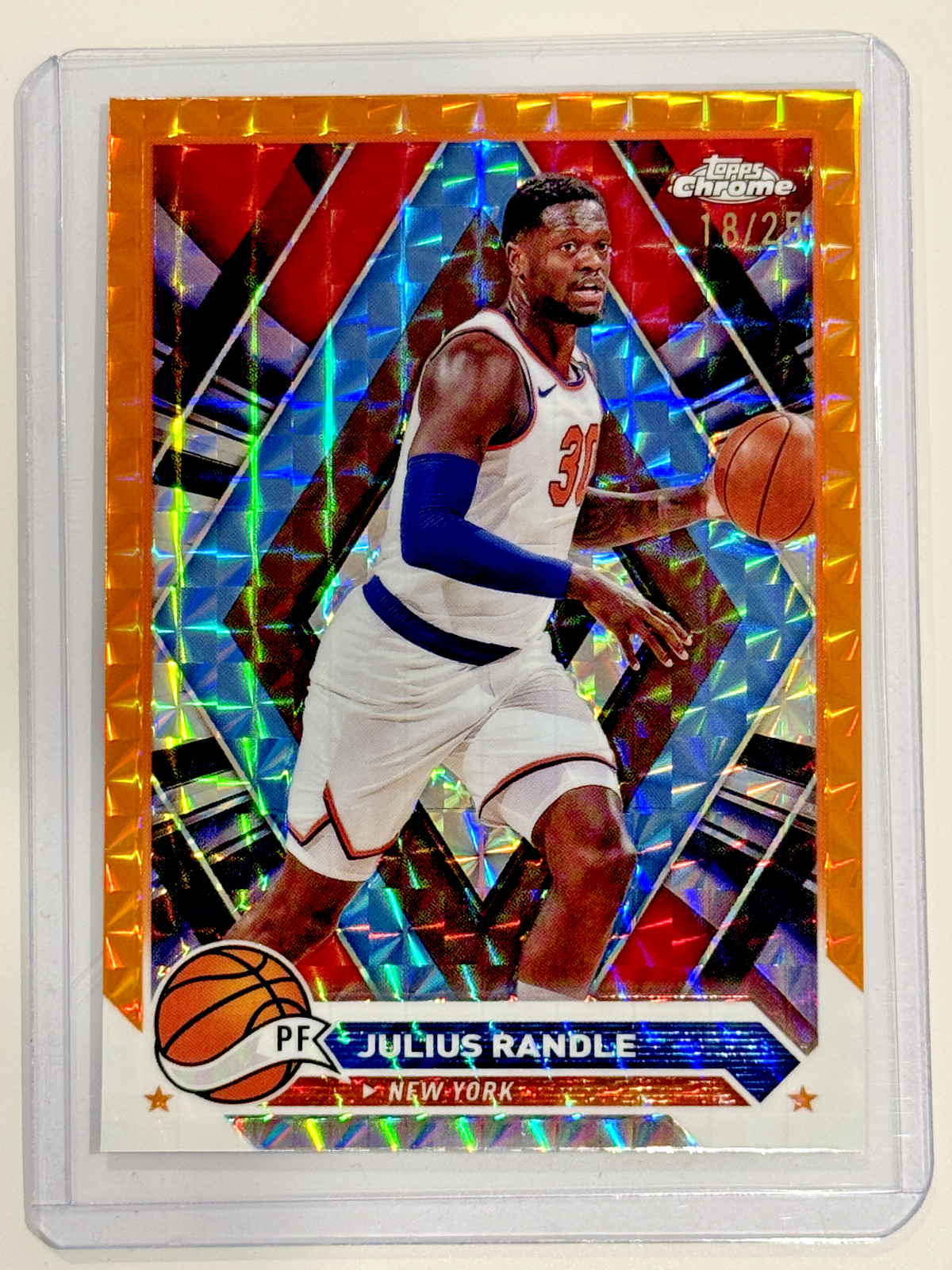 NBA カード Julius Randle 直筆サイン 10枚限定 2022 Julius Randle Blue Wave Mosaic PSA 10 Pop 1 Knicks