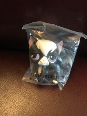 New Littlest pet shop Angora long hair purple eyes black cat Kitten No # Puzzle
