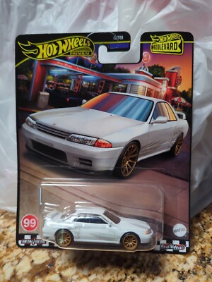 Hot Wheels Nissan Skyline GT-R R32 White Boulevard #99 Premium 2024