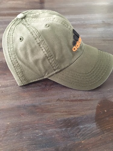 New 83 Mens ADIDAS Baseball Hat Weekend Warrior/Ultimate Olive Green Adjustable