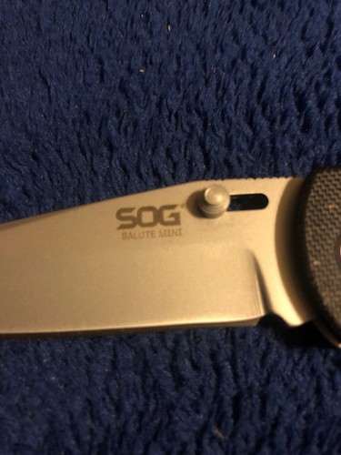 NEW FF1001CP SOG Salute Mini- Bead Blast G10 Handle  3.1