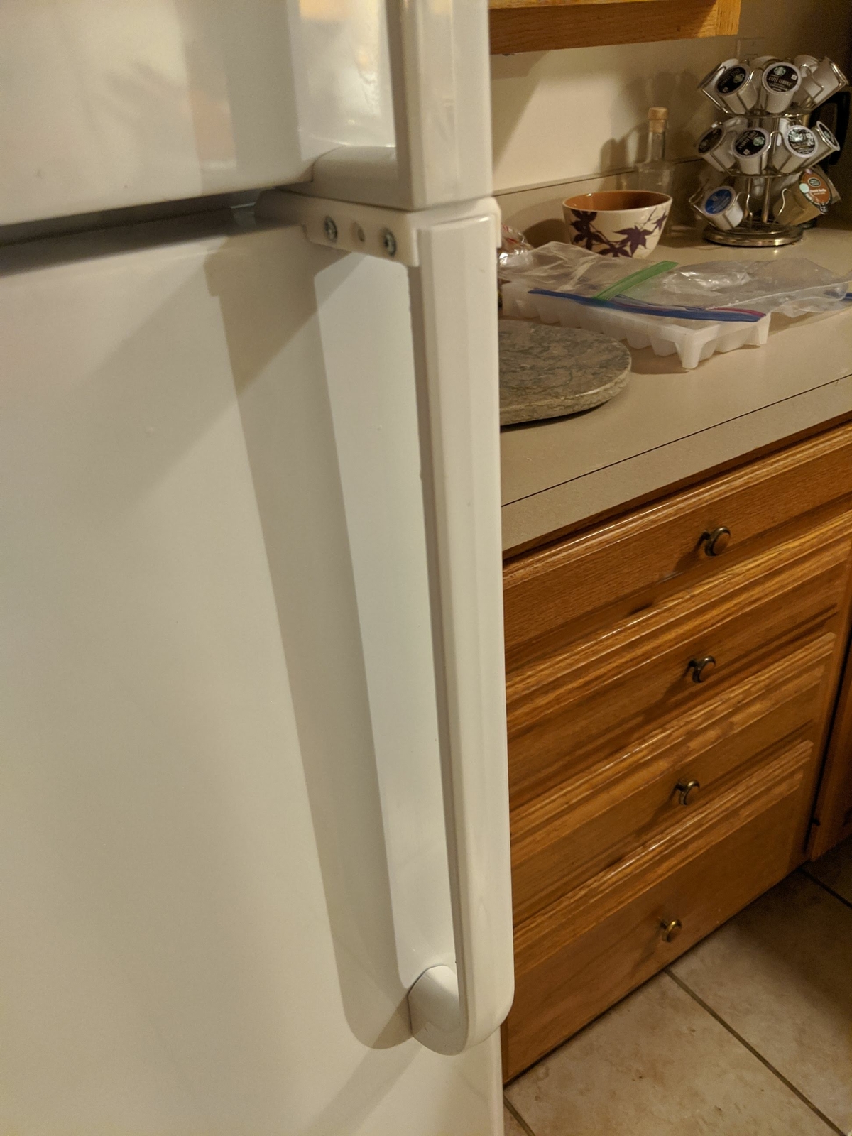 Haier refrigerator 2 LOWER door handle fix clips WR12X31693 4929237