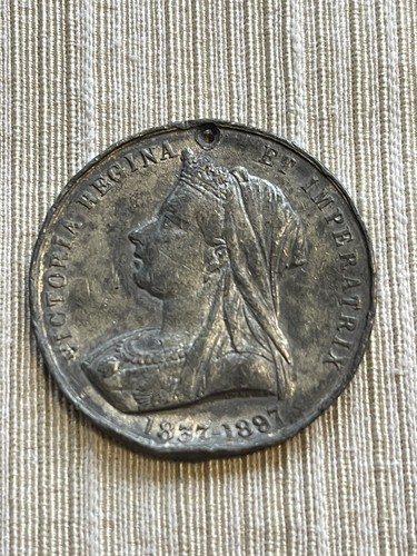 コレクション VICTORIA REGINA NO DATA COIN ANTIQUE COIN MEDAL 1837-1897 60 YEAR QUEEN VICTORIA REGINA 1