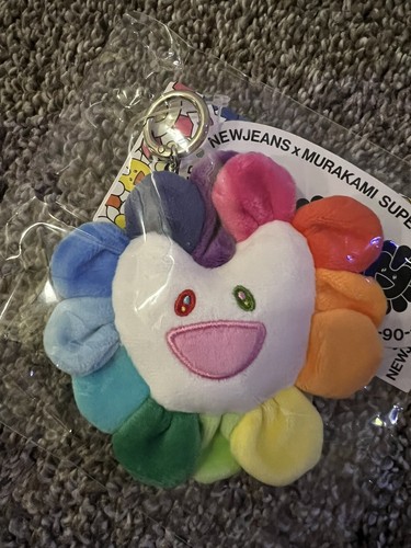 New Jeans NJZ Takashi MURAKAMI Plush Flower Keychain Keyring