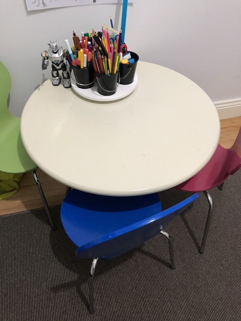 freedom kids table and chairs