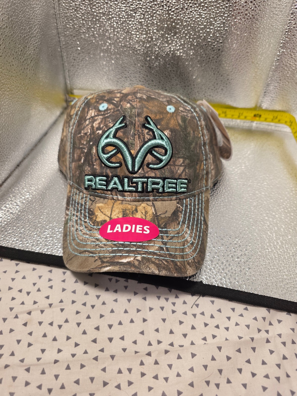 Team Realtree Women's Camouflage Baseball Cap, Green/Pink Adjustable Hat NWT