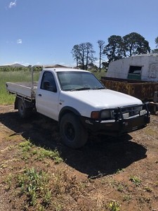 Ford courier 2001