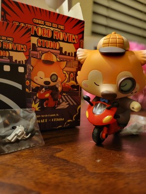 POPMART X Okluna Foxford Movies Studio - Spy Movie Hands Jr. - Blind Box 