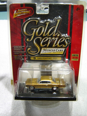 Johnny Lightning #4 Gold Series 1965 PONTIAC GTO in Clam Pack 1/64