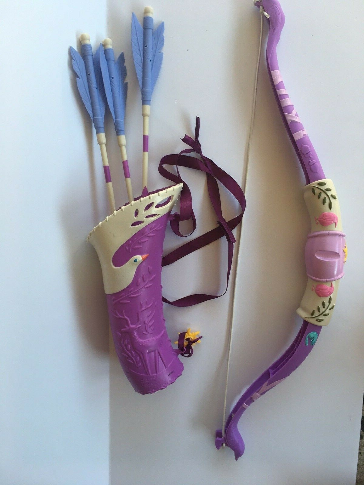 Disney Tangled the Series Rapunzel Bow and Arrow Set (5pc Set)