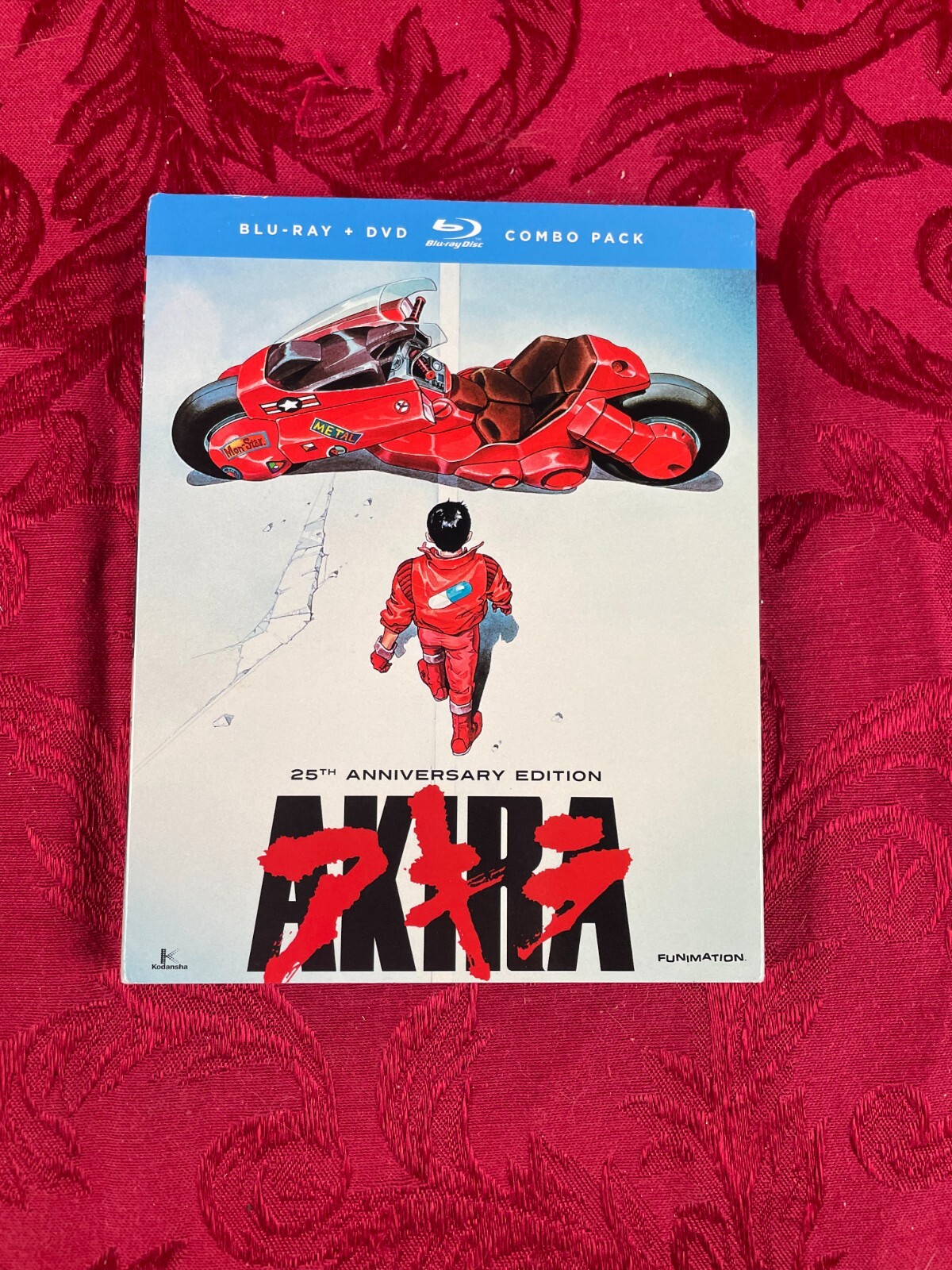 AKIRA: 25th Anniversary Edition (2013) Blu-Ray + DVD, FUNimation, Crunchyroll AKIRA: 25th Anniversary Edition (2013) Blu-Ray + DVD, FUNimation, Crunchyroll