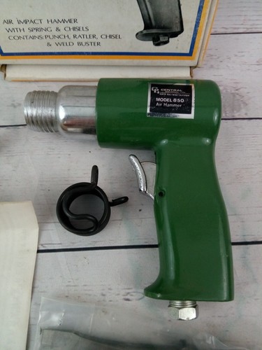 Central Pneumatic Tool Co. - Air Hammer - Model 850 in original box