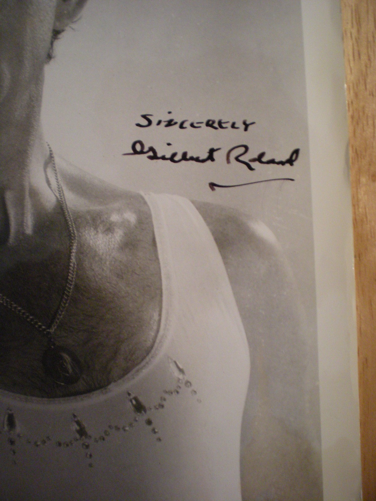 HAND SIGNED VINTAGE PHOTO  GILBERT ROLAND-STARRED IN 