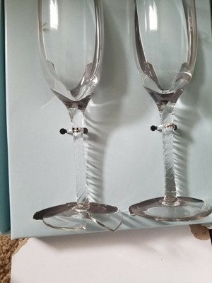 Victoria Lynn Bride and Groom Double Heart Wedding Toasting Glasses... BRAND NEW