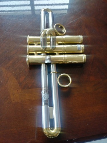 Caja Armónica(Trompeta Taylor)(Firt piston damage)For part or restore!