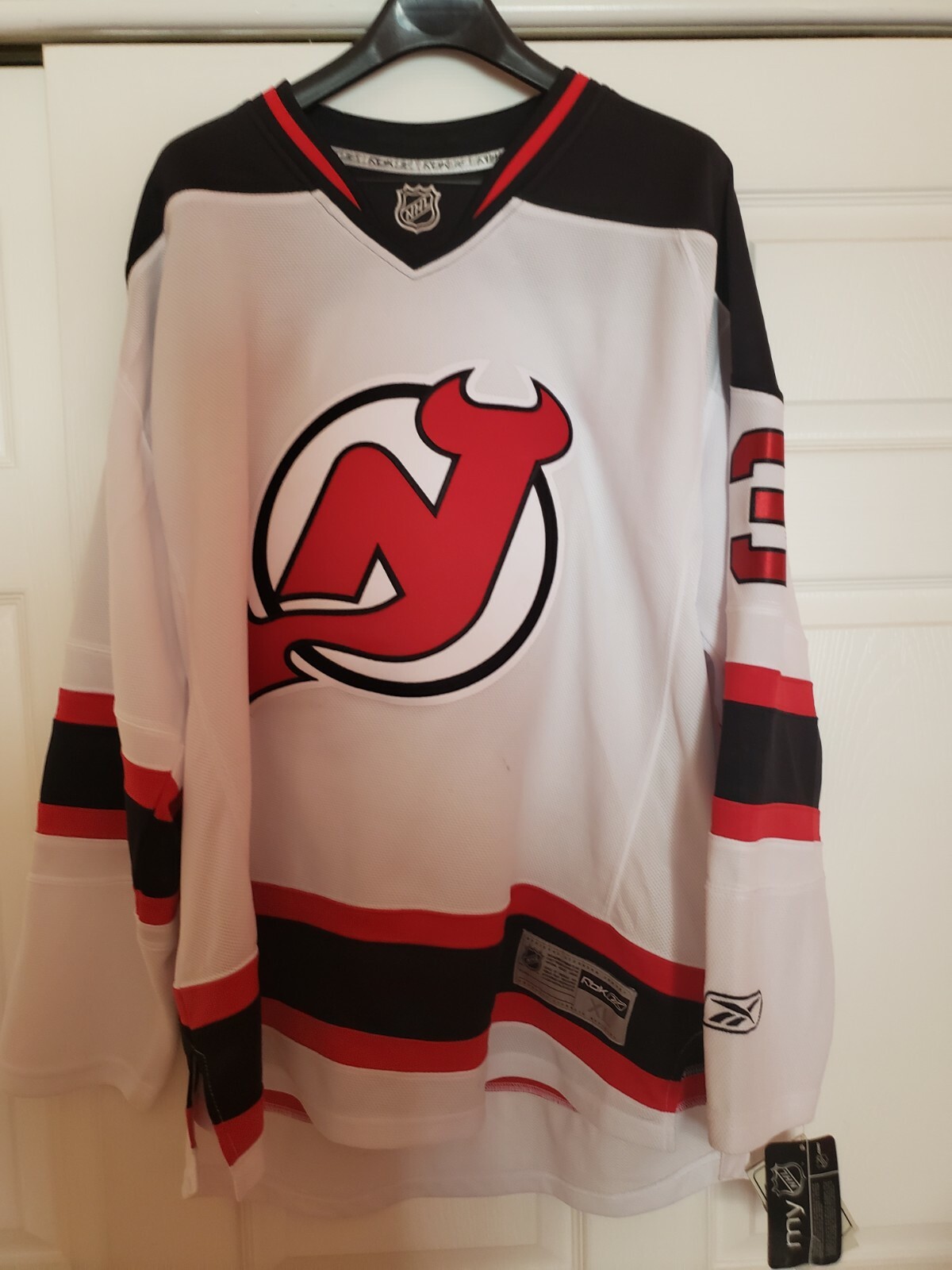 nhl jersey brand