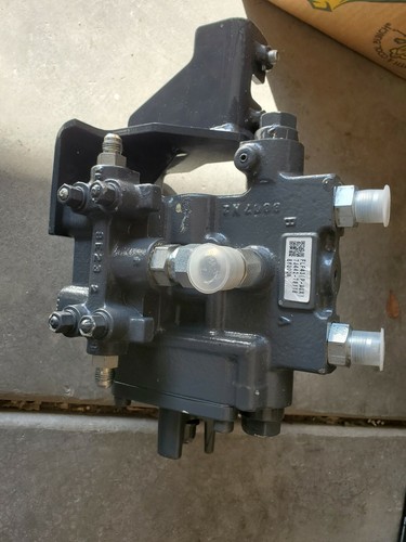 KUBOTA HYDRAULIC VALVE FLF43 p-aux 7J442-78118. Nbx | eBay