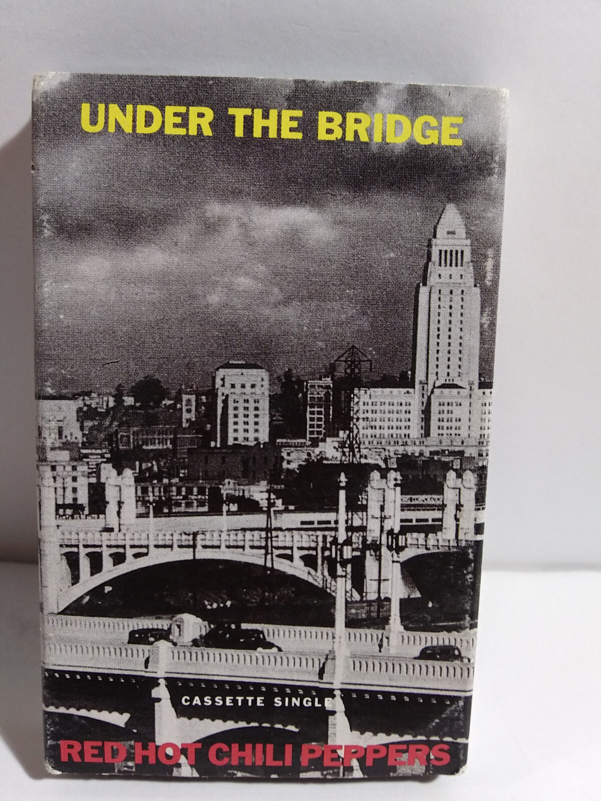 Red Hot Chili Peppers - Under The Bridge (Cassette Single