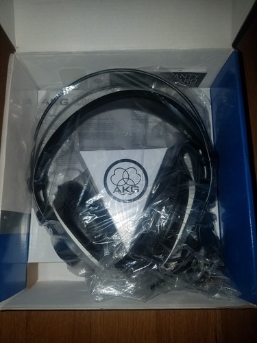 AKG M220 Pro Styl Semi-Open High Definition Over-Ear Studio Monitor Headphones