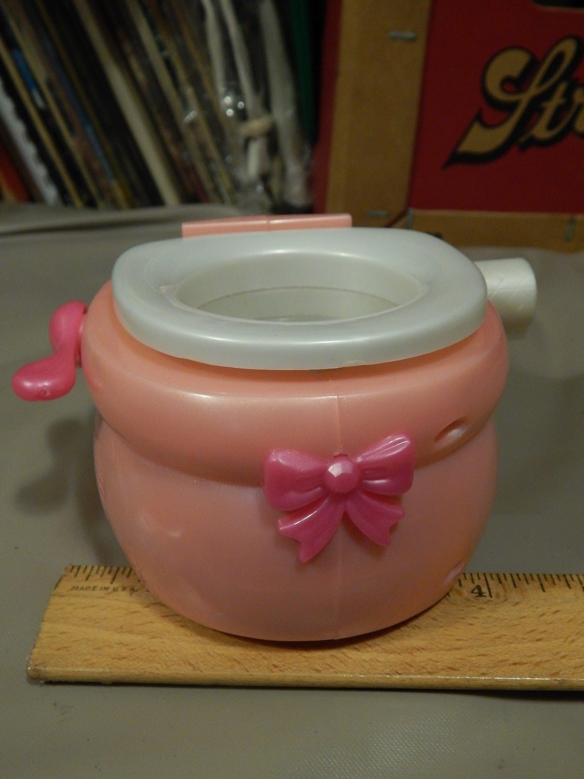 Mattel 2011 Little Mommy Baby Audible Potty Training Toilet Toy w/ Sound Ltd