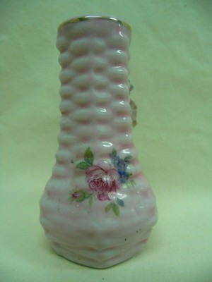 Vintage Pink Basket Weave Ceramic Bud Vase With Attached Flowers 3.5