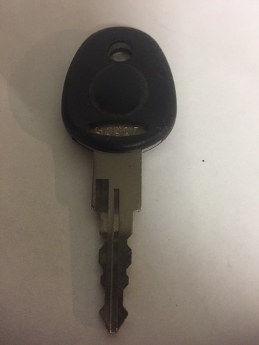 1 A.R.E. ARE A R E Tonneau Cover Genuine Replacement Key # SU001-SU020