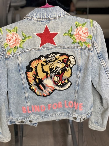 GUCCI Denim Jacket Size 42 Tiger Flower Bee Star Design Made GUCCI Denim Jacket Size 42 Tiger Flower Bee Star Design Made