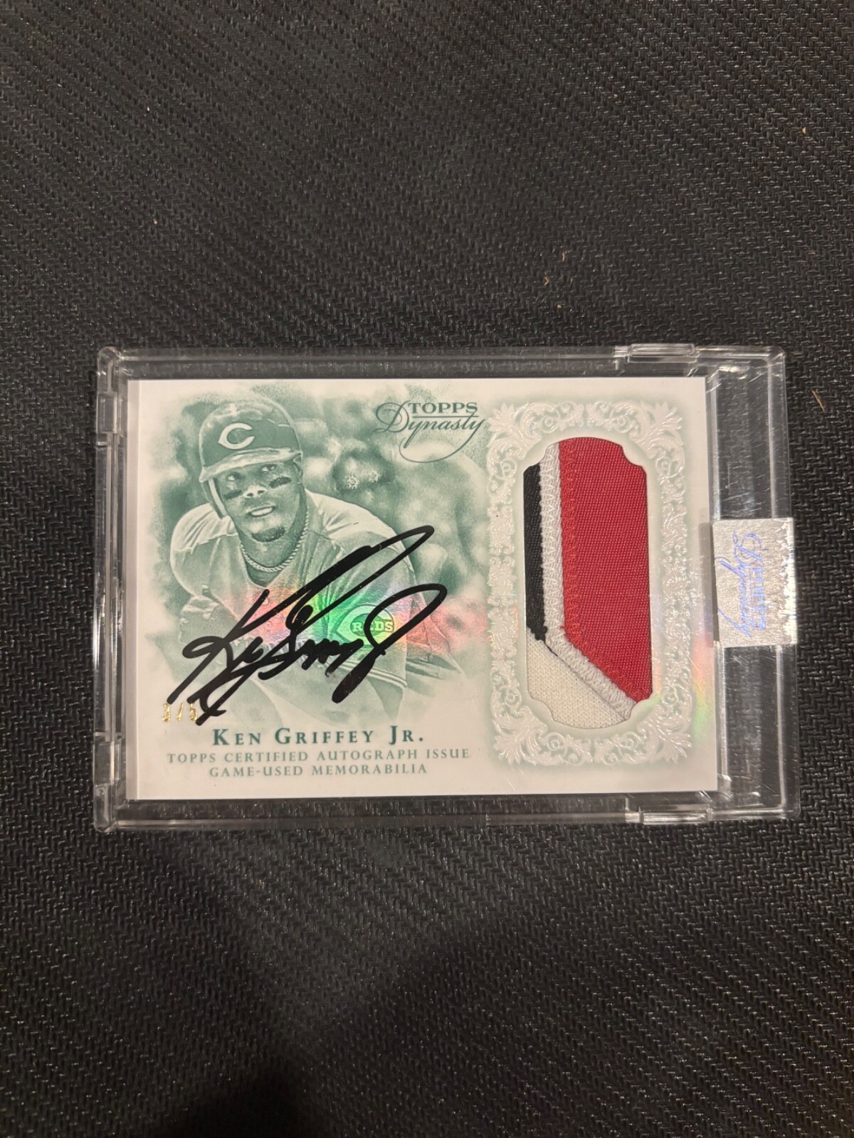 2015 Topps Dynasty - Autographed Patches #AP-KG9 Ken Griffey 2015 Topps Dynasty - Autographed Patches #AP-KG9 Ken Griffey