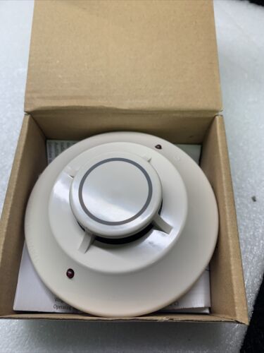 System Sensor 5151 Fixed 135F Rate-of-Rise Heat Detector