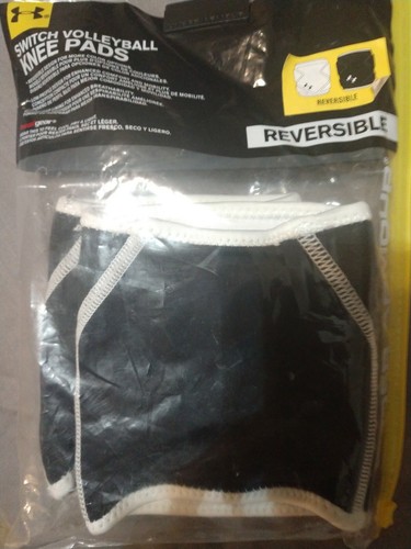 Under Armour Adult Reversible Volleyball Knee Pad Small/Medium Black/White