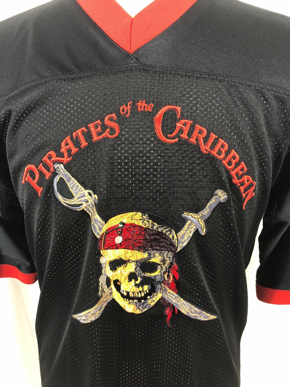 Walt Disney World Pirates of The Caribbean Mens Black/Red Small Sewn # 03 Jersey