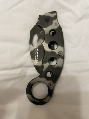 Smith & Wesson Extreme Ops Folding Knife 3'' Stainless Steel Blade G10 Handle