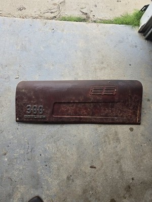 Farmall 300 Utility Left Hood Panel UNDERSLUNG EXHAUST